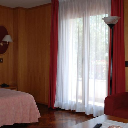 Al Giardino Hotel Fanna Kültér fotó