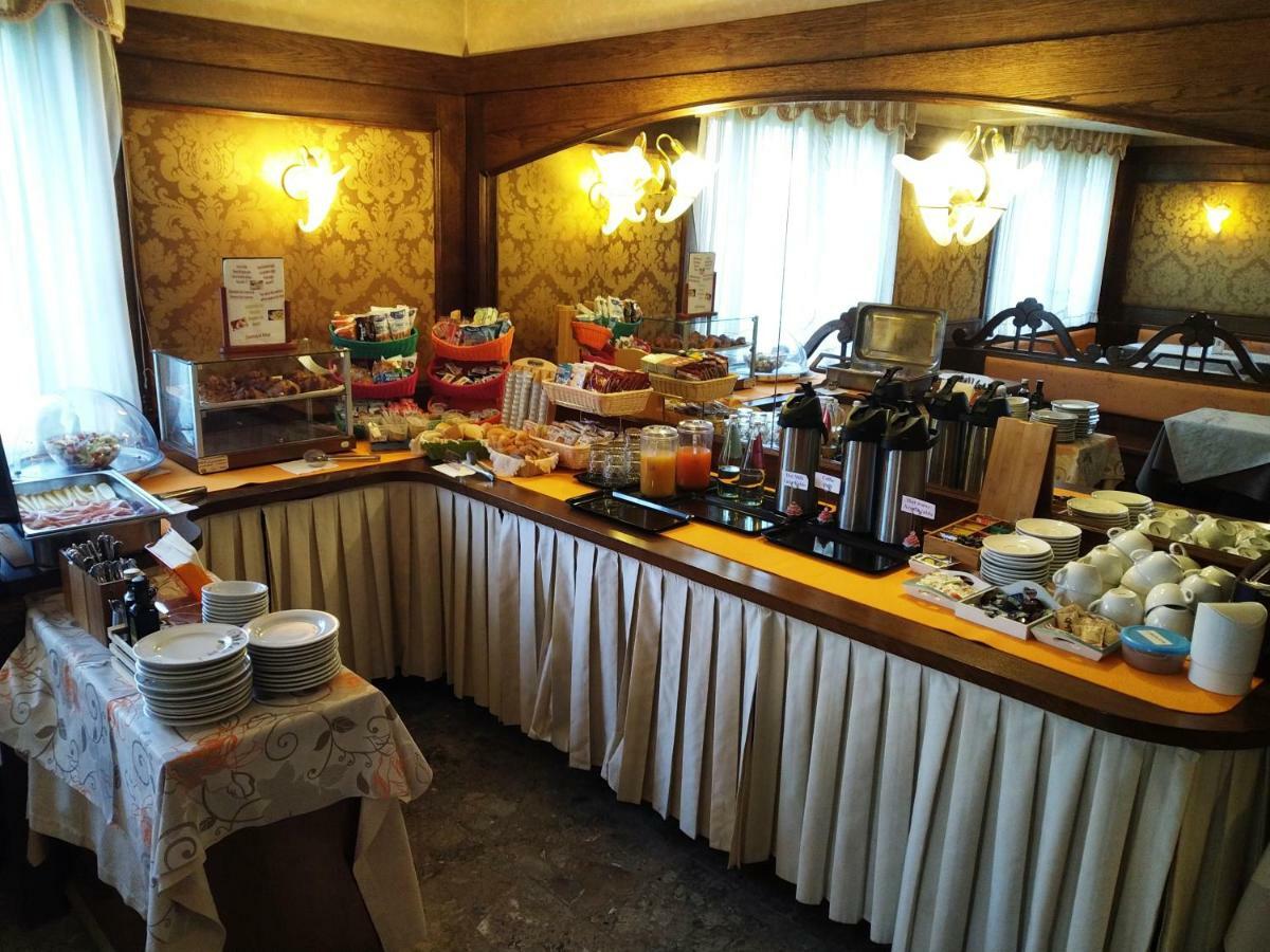 Al Giardino Hotel Fanna Kültér fotó